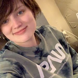 Meet your Posher, Aja